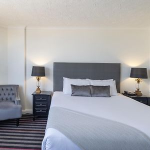 Executive King Suite